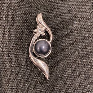 Pearl pendant